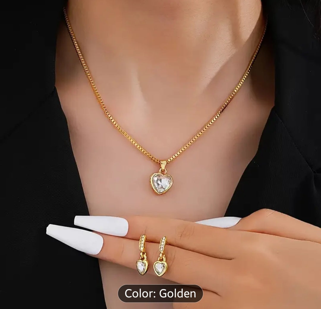 3pcs Women's Retro Heart Necklace & Earrings - Simple Minimalist Matching Suitable for Daily Wear, Gift, Wedding, Anniversary - Year-Round Timeless, Comfortable for Sensitive Skin (No Coating)
